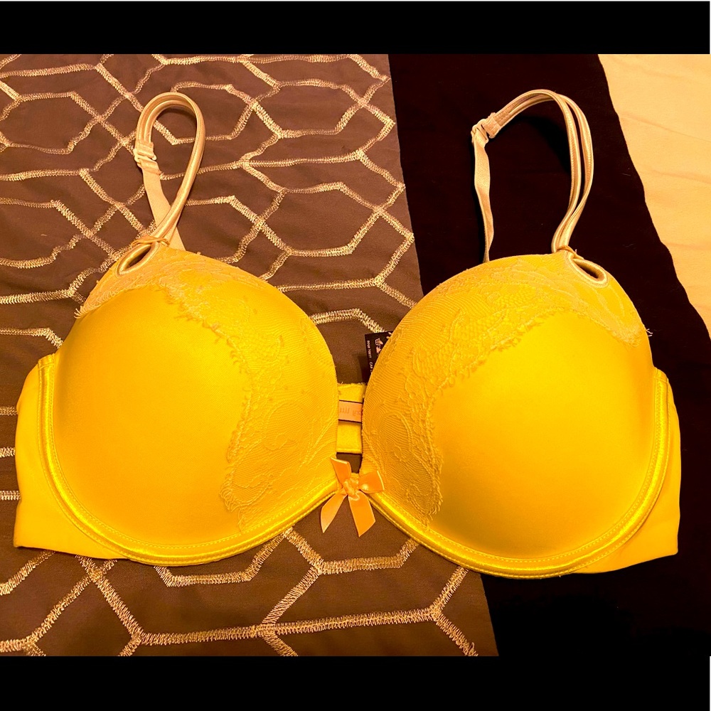 COPY - 36D Sexy Little Things Bra still have available